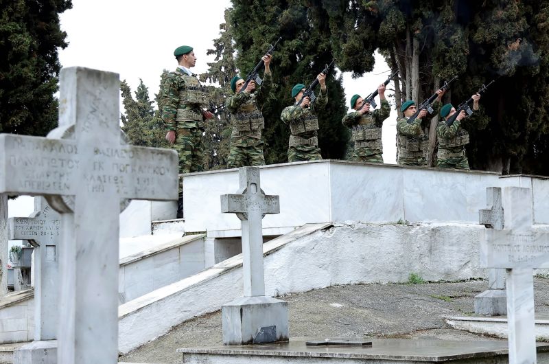 Επιμνημόσυνη δέηση στο στρατιωτικό κοιμητήριο Δράμας 